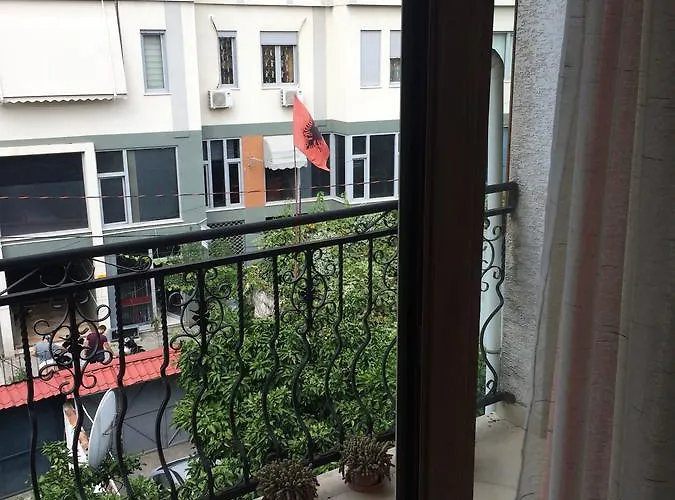 Bed & Breakfast Nina Tirana